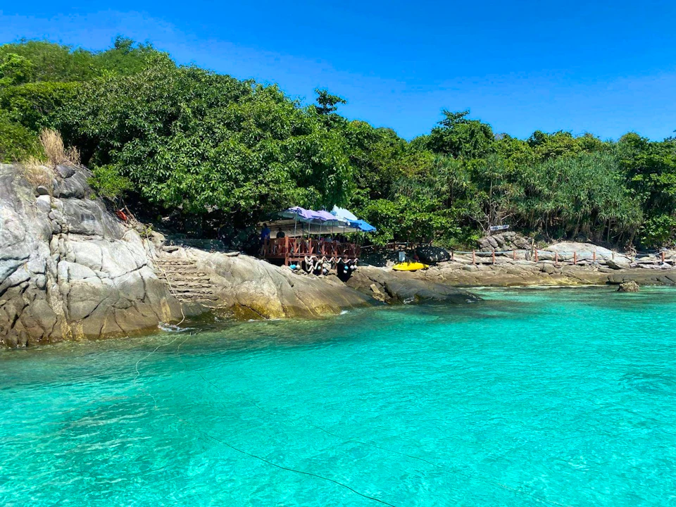 Join Tour Racha Island, Coral Island and Maithon Island by Speedboat from Phuket